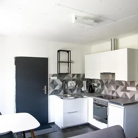 Apartment Garsoniera Sedlecka V Centru Kutne Hory Kutna Hora